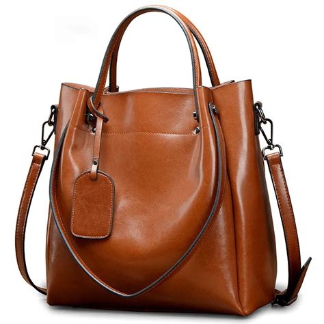 Women's Designer Shoulder Bags .